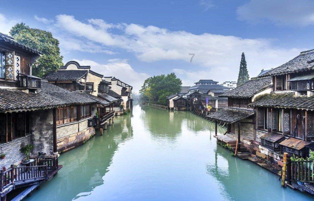 18岁和28岁的恋爱有什么区别？游戏画面