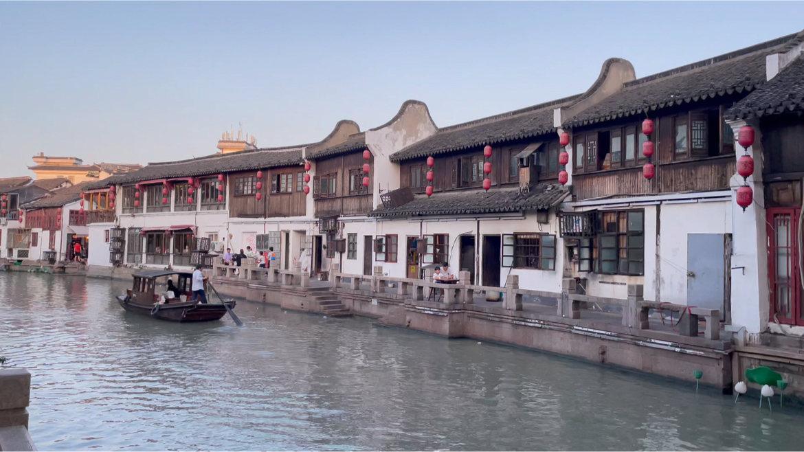 黎明顺利升级当爸，为何生了孩子也不结婚？游戏画面