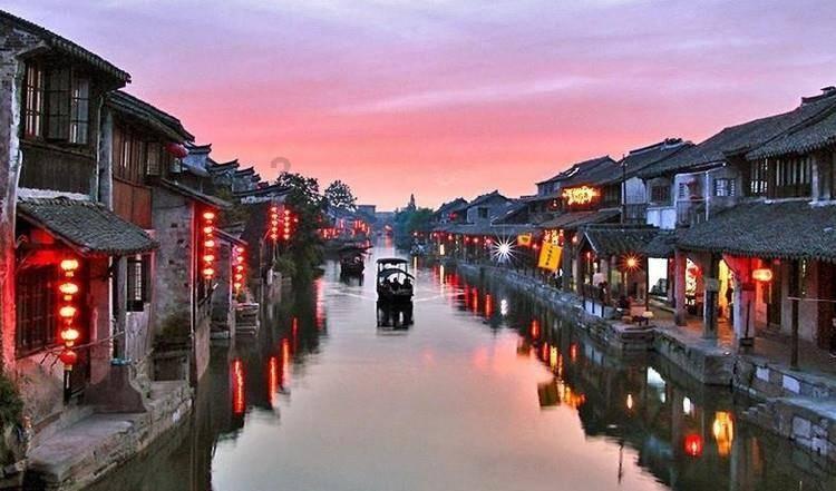 钢琴大师郎朗为什么要娶名不见经传的吉娜？仅仅只是因为吉娜的外表吗？游戏画面