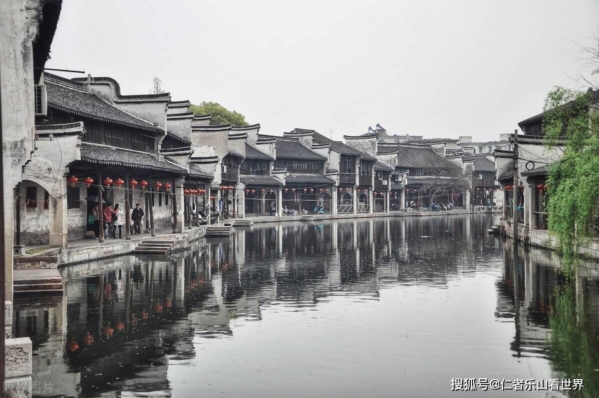 什么样的时机最适合买房？游戏画面